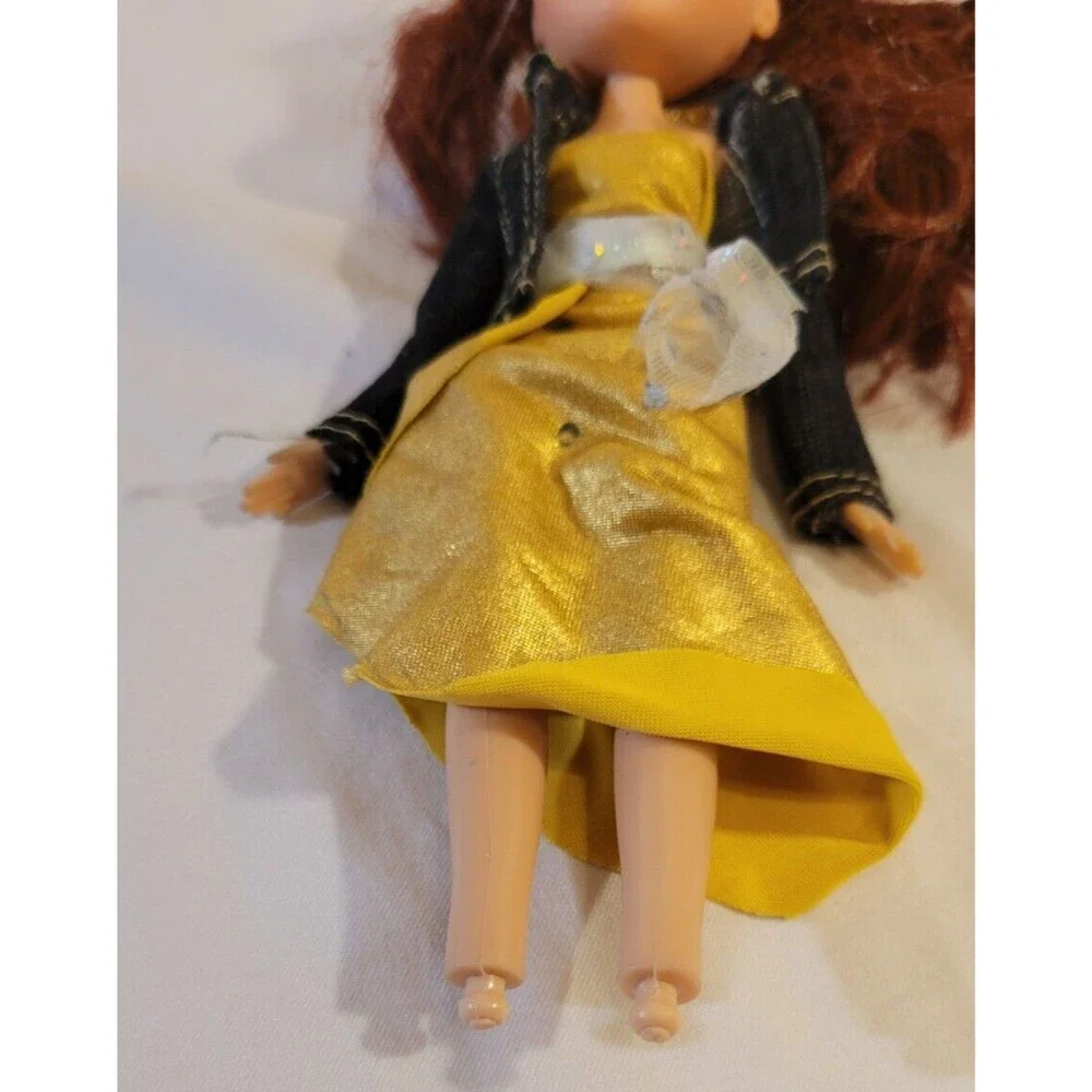 INCOMPLETE Bratz: Sportz - Blazin' Bowlin'! Meygan (2005) - MGA